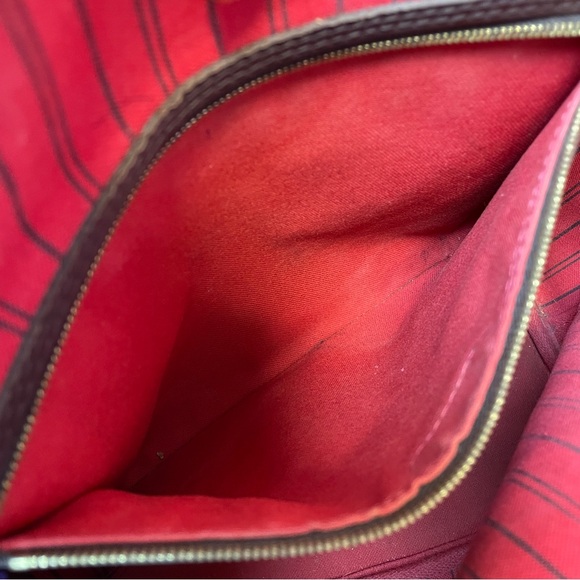 Louis Vuitton Damier Ebene Neverfull MM - Picture 13 of 15